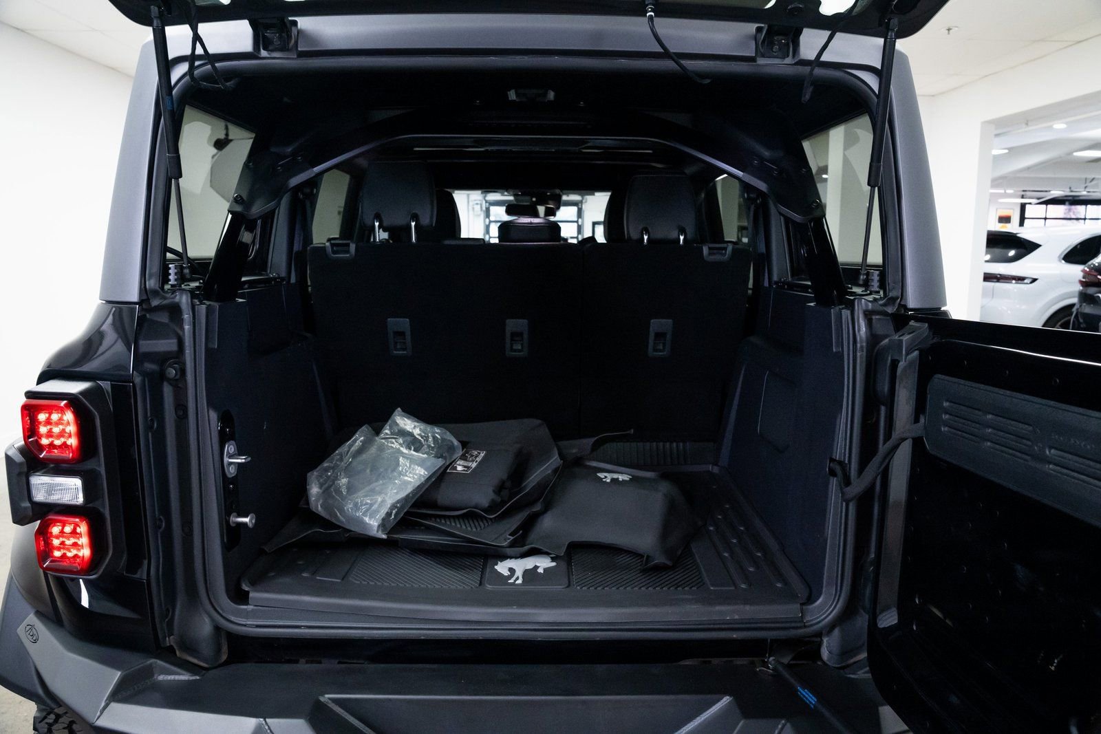 Used 2024 Ford Bronco Raptor image 8