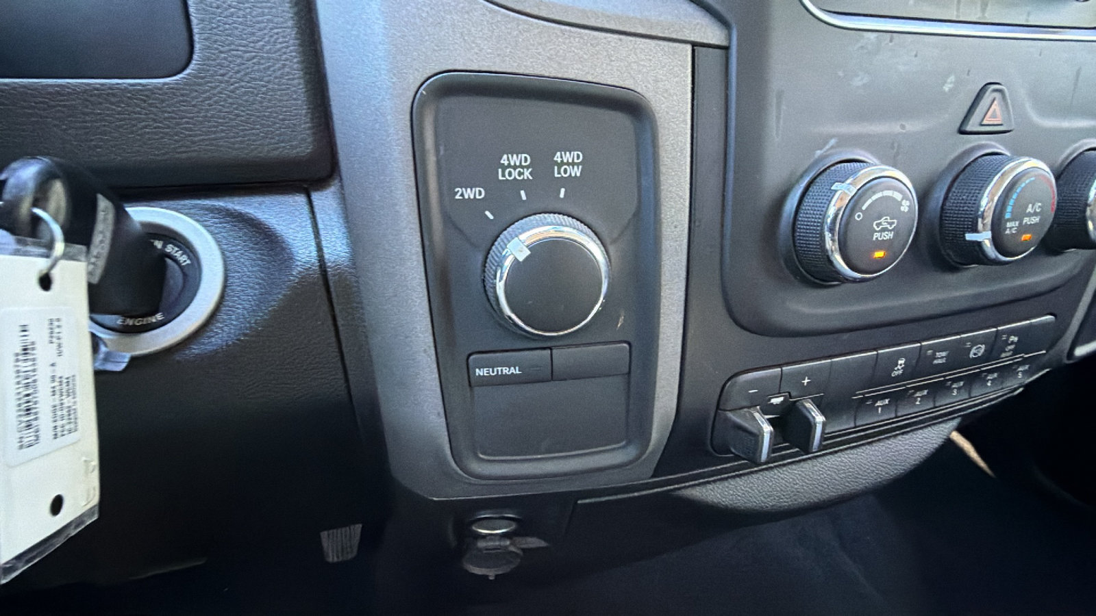 Used 2018 RAM 2500 Tradesman w/ Chrome Appearance Group AWD/4WD image 32