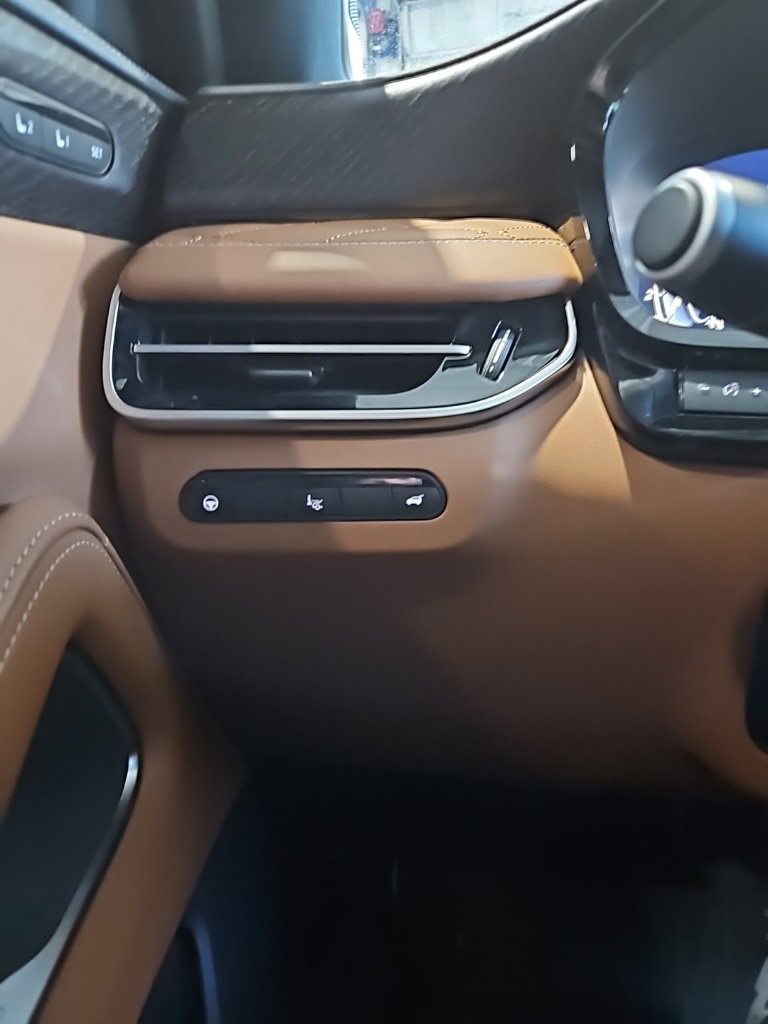 Used 2024 INFINITI QX60 Autograph w/ Cargo Package image 40