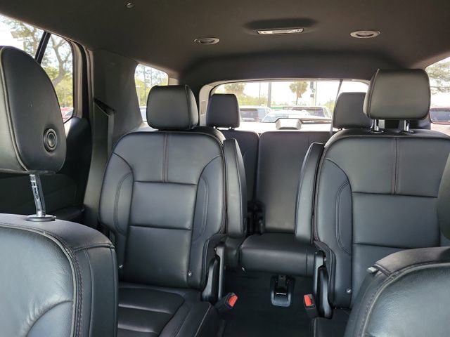 Certified 2022 Chevrolet Traverse RS FWD image 40