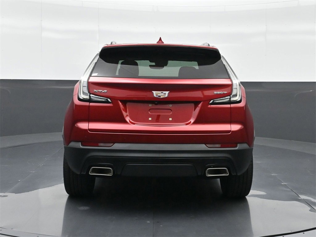 Certified 2022 Cadillac XT4 Sport w/ Enhanced Visibility Package image 16