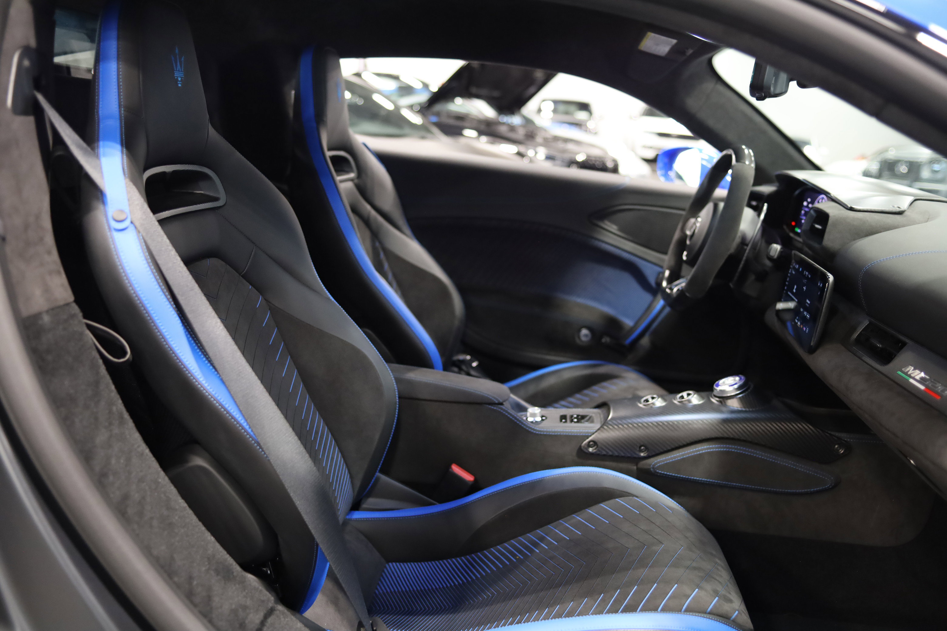 Used 2022 Maserati MC20 Coupe RWD image 35