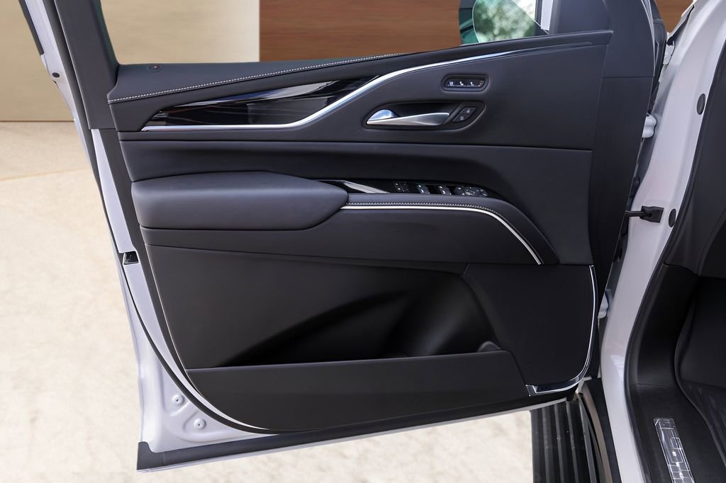 Used 2024 Cadillac Escalade Sport w/ Touring Package image 25