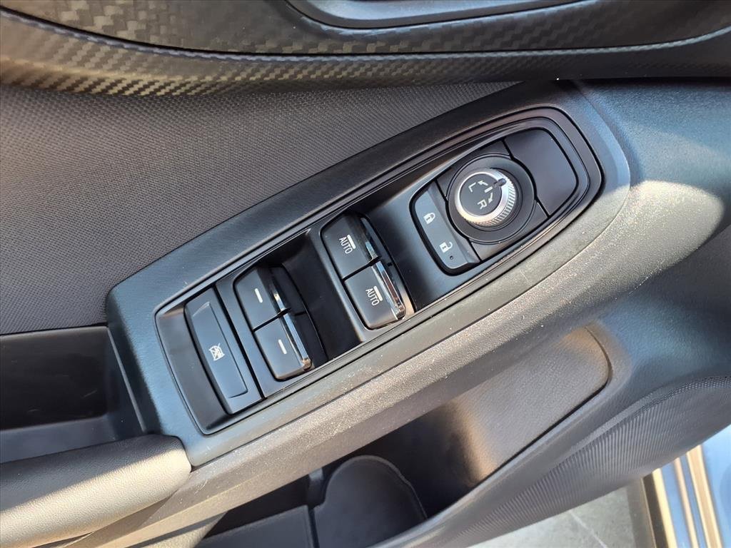 Used 2021 Subaru Crosstrek 2.0i Premium w/ Moonroof Package image 17