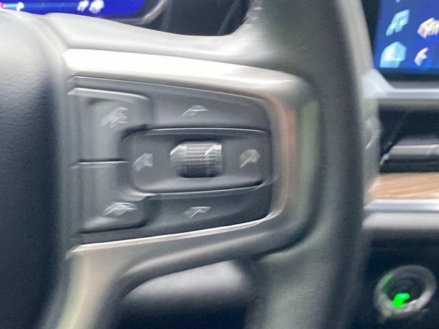 Used 2023 Chevrolet Silverado 1500 LT AWD/4WD image 21