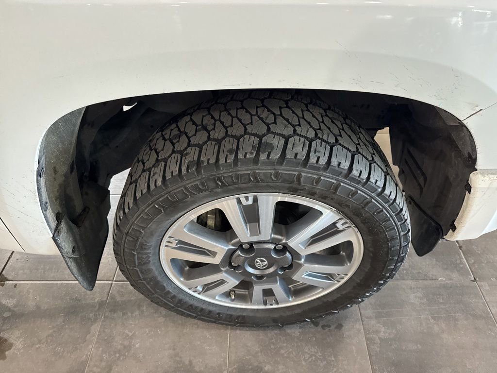 Used 2020 Toyota Tundra Platinum AWD/4WD image 13