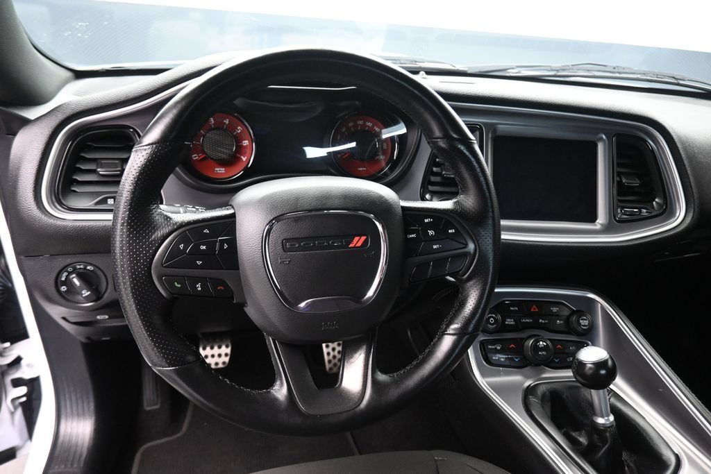 Used 2019 Dodge Challenger R/T Scat Pack w/ Shaker Package RWD image 15