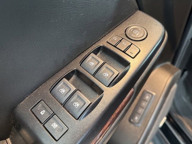 Used 2020 GMC Yukon SLT w/ Open Road Package image 28