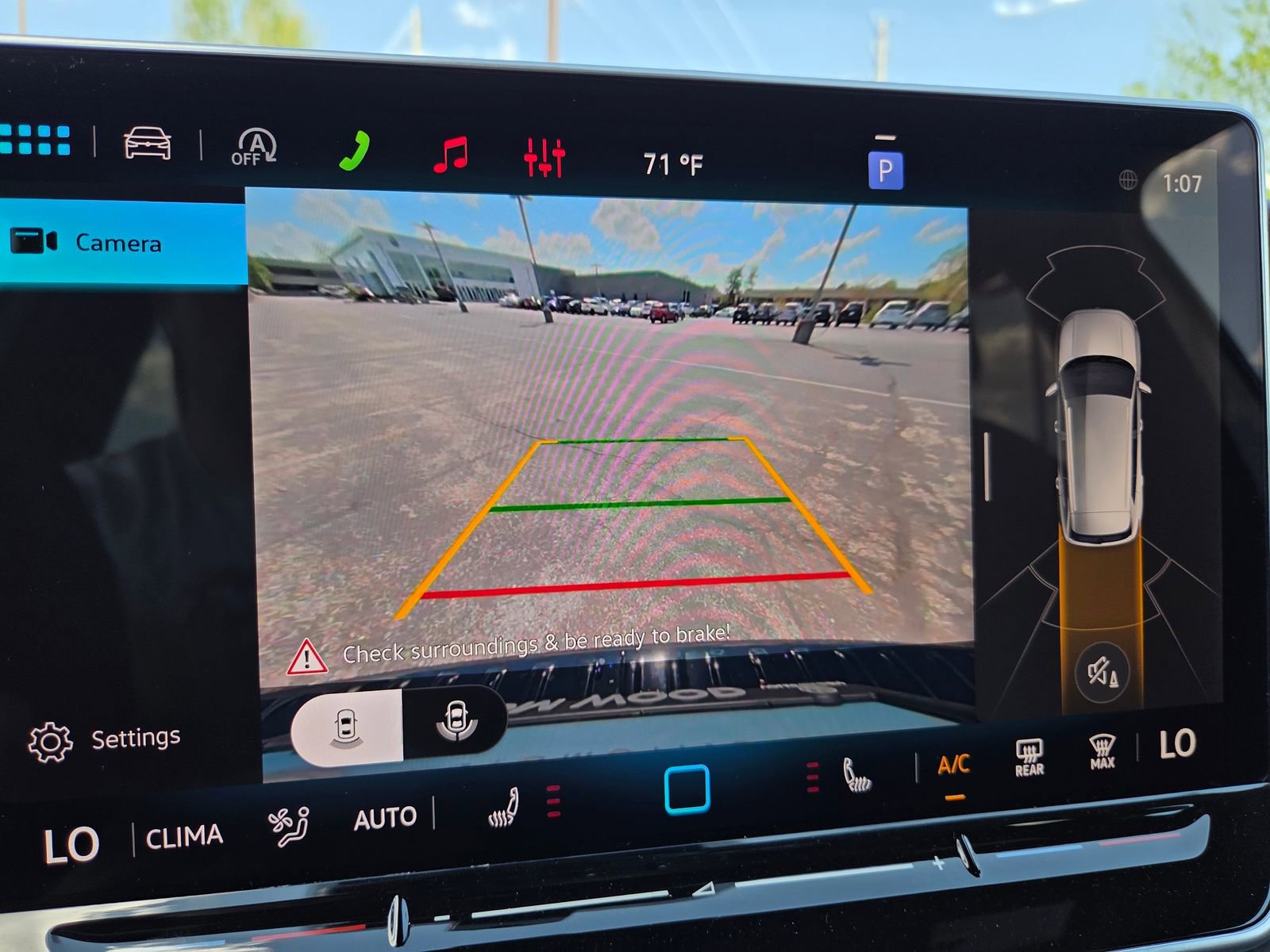 New 2026 Volkswagen Tiguan SE R-Line AWD/4WD image 28