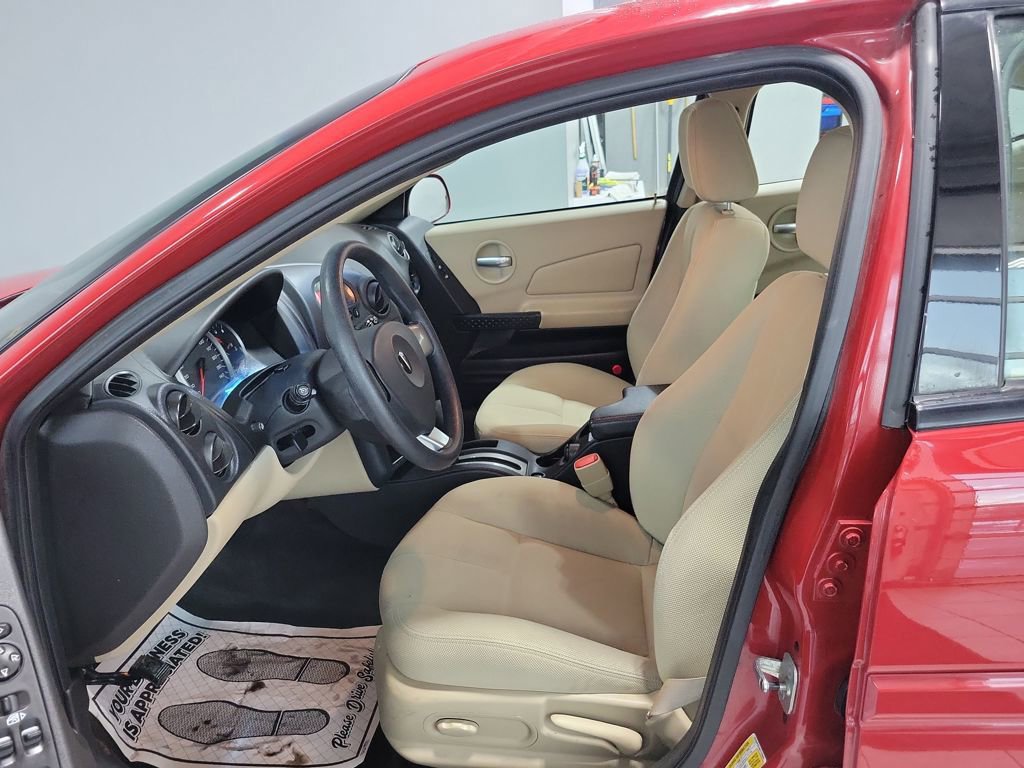 Used 2008 Pontiac Grand Prix image 30