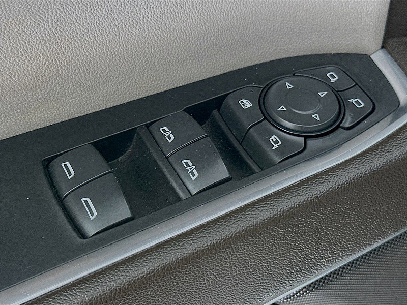 Used 2024 GMC Sierra 1500 SLT image 17