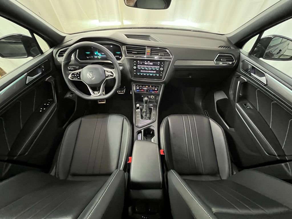 Certified 2024 Volkswagen Tiguan SE R-Line FWD image 14