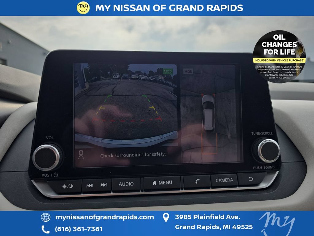 Used 2023 Nissan Rogue SL AWD/4WD image 23