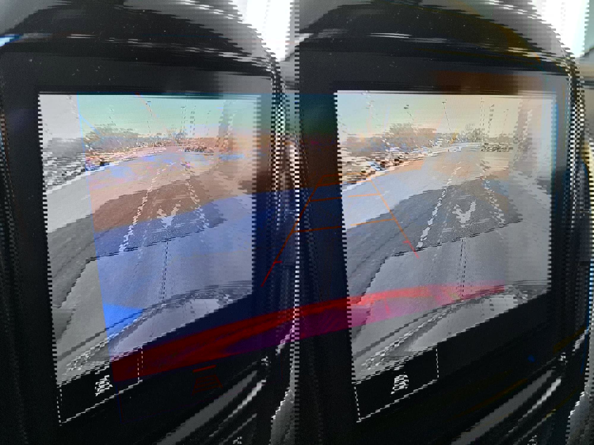 Used 2023 Chevrolet Traverse LT image 10