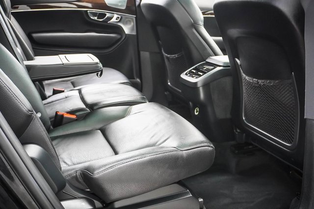 Used 2016 Volvo XC90 T6 Momentum w/ Protection Package Plus image 23
