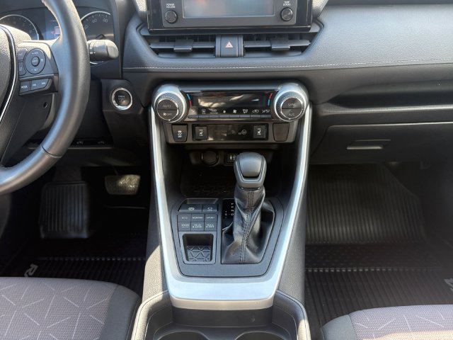 Used 2019 Toyota RAV4 XLE w/ Convenience Package AWD/4WD image 11