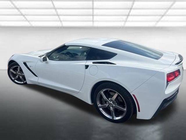 Used 2017 Chevrolet Corvette Stingray Coupe w/ 1LT image 3