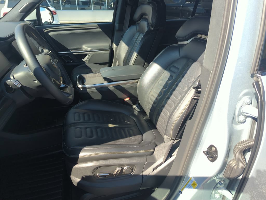 Used 2024 Rivian R1S Adventure Dual AWD/4WD image 11