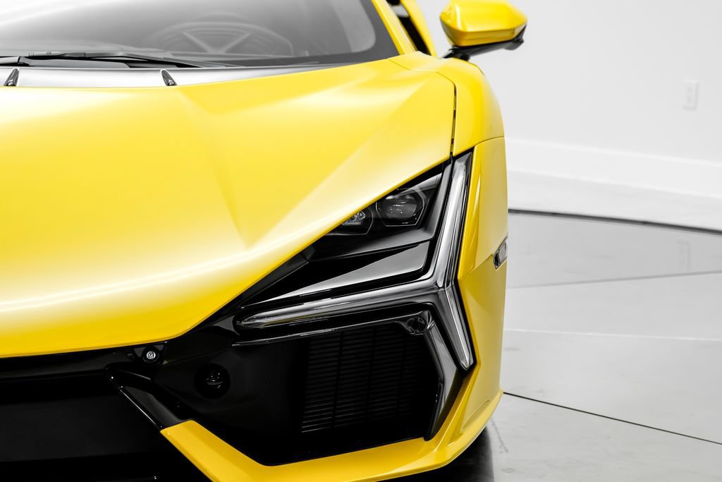 Used 2025 Lamborghini Revuelto AWD/4WD image 51