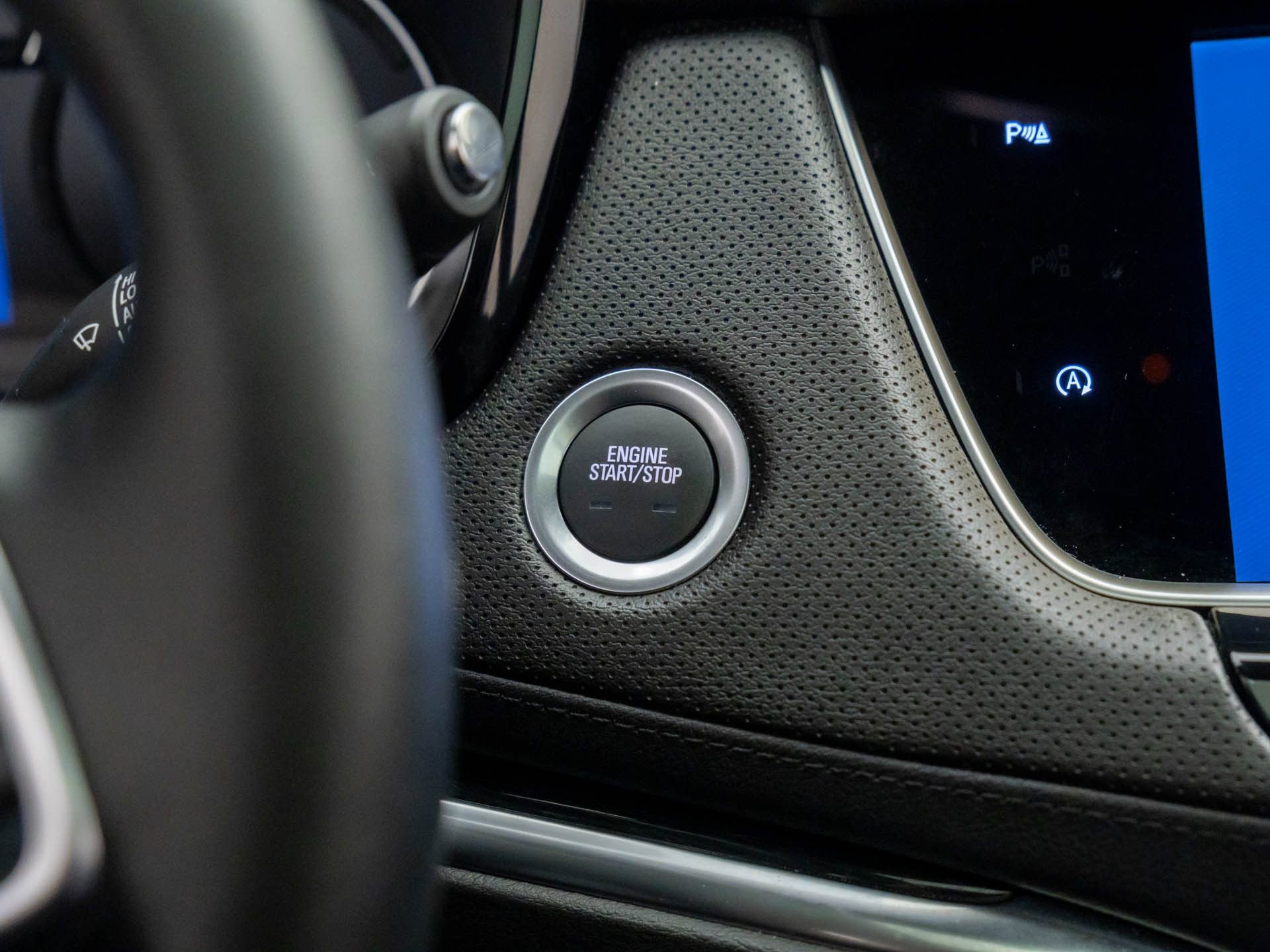 Certified 2025 Cadillac XT5 Premium Luxury image 24