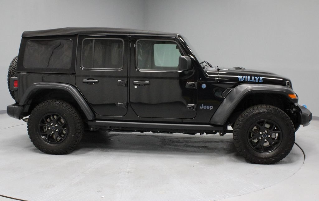 Used 2024 Jeep Wrangler Unlimited AWD/4WD image 11
