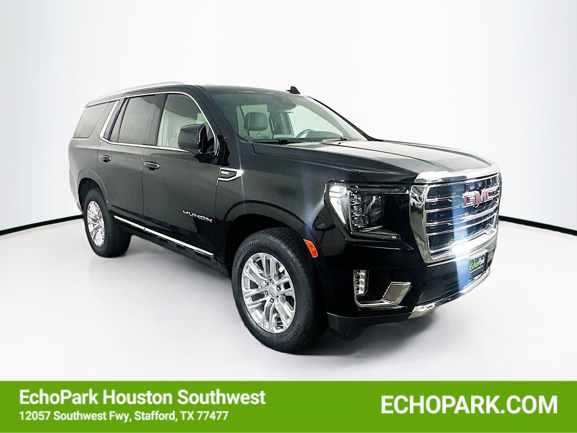 Used 2024 GMC Yukon SLT w/ SLT Premium Package