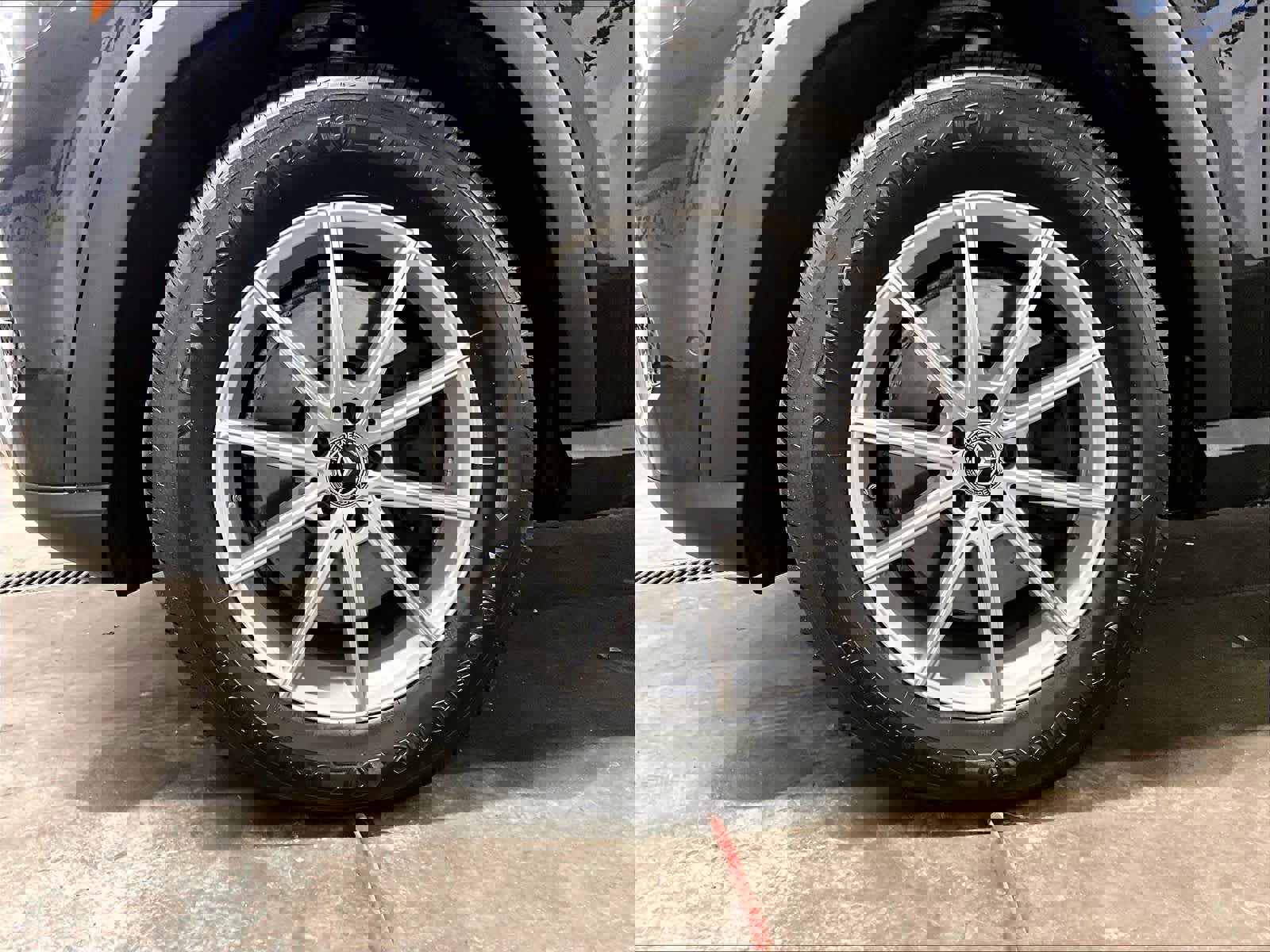 Used 2024 Mercedes-Benz GLE 450e 4MATIC image 7