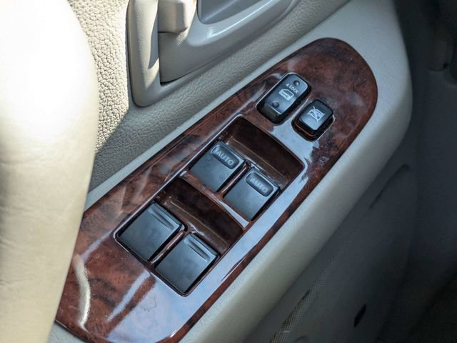 Used 2006 Toyota Sequoia Limited AWD/4WD image 22