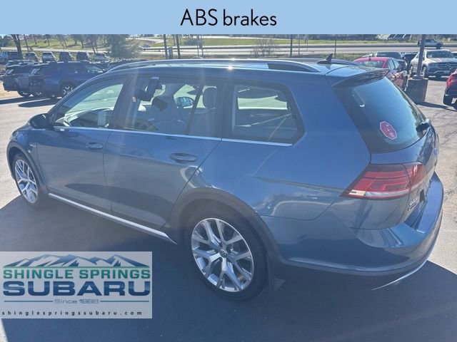 Used 2018 Volkswagen Golf Alltrack SEL image 8