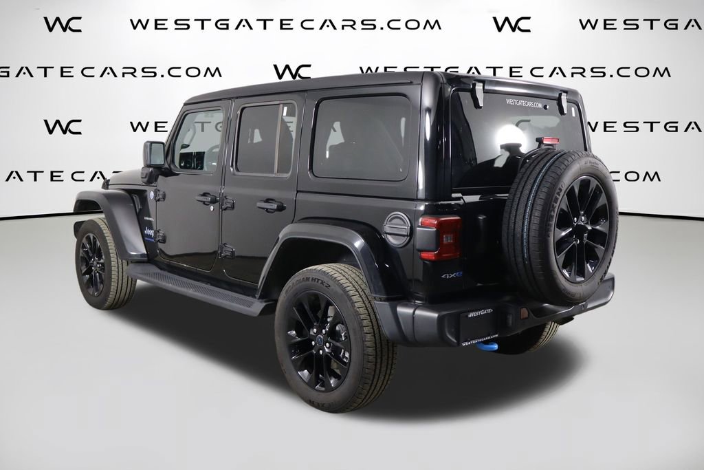 Used 2024 Jeep Wrangler Unlimited Sahara w/ Technology Group AWD/4WD image 44