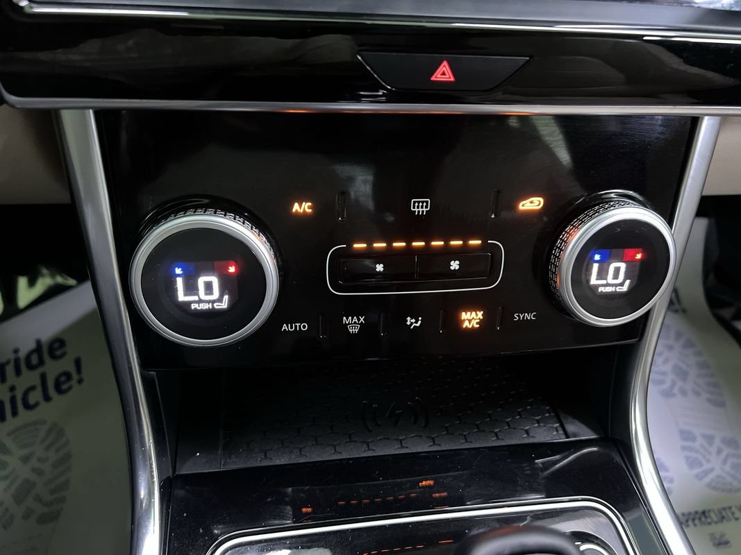 Used 2020 Jaguar XE S RWD image 23