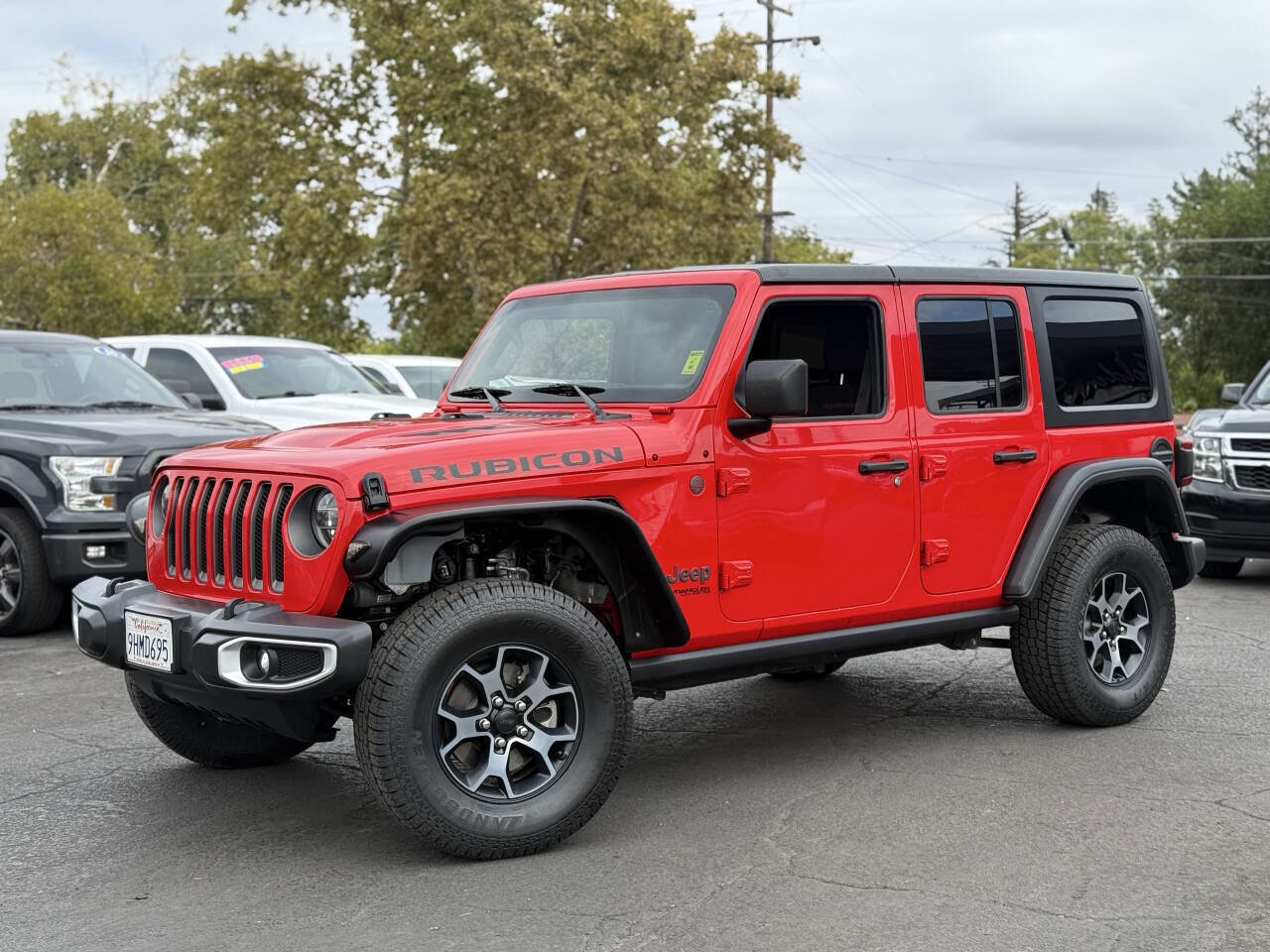 Used 2019 Jeep Wrangler Unlimited Rubicon w/ LED Lighting Group image 3