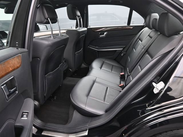 Used 2015 Mercedes-Benz E 350 4MATIC Sedan image 34