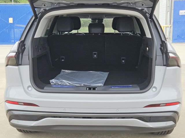 New 2026 Lincoln Nautilus Reserve w/ Jet Appearance Package AWD/4WD image 9