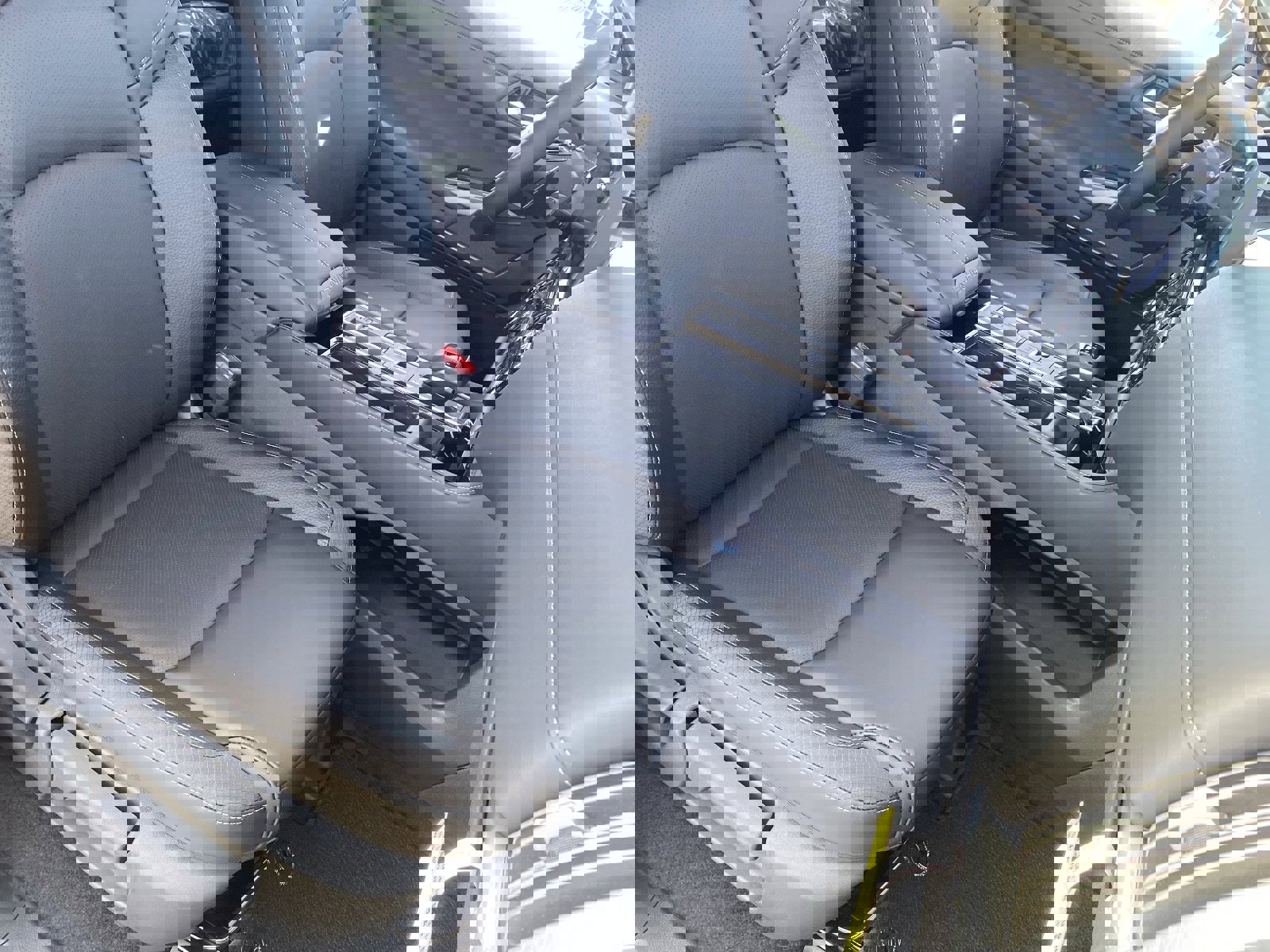 New 2026 Nissan Pathfinder SL image 11