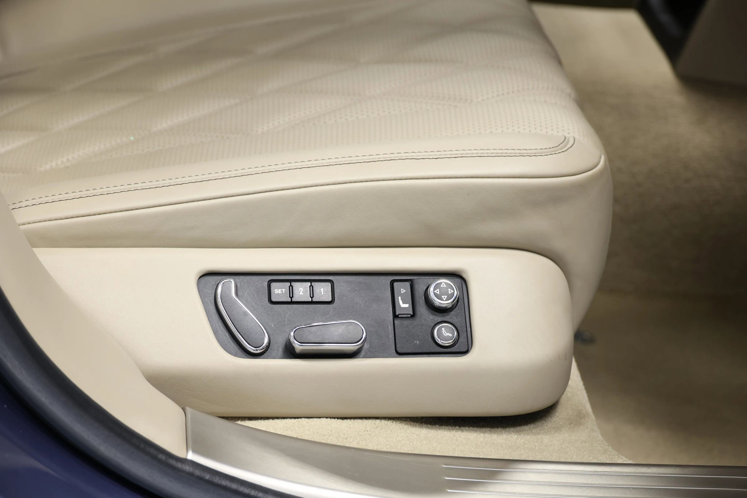 Used 2014 Bentley Flying Spur W12 AWD/4WD image 83