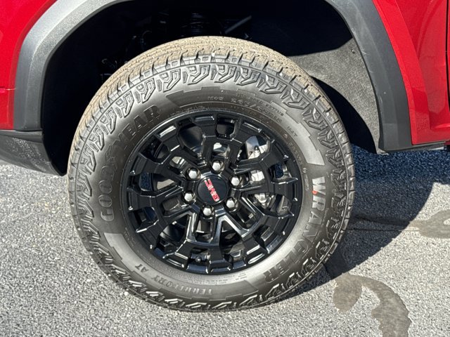 New 2026 GMC Canyon Elevation w/ Convenience Package image 16