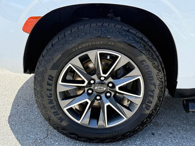 Certified 2023 Chevrolet Suburban Z71 w/ Max Trailering Package image 23