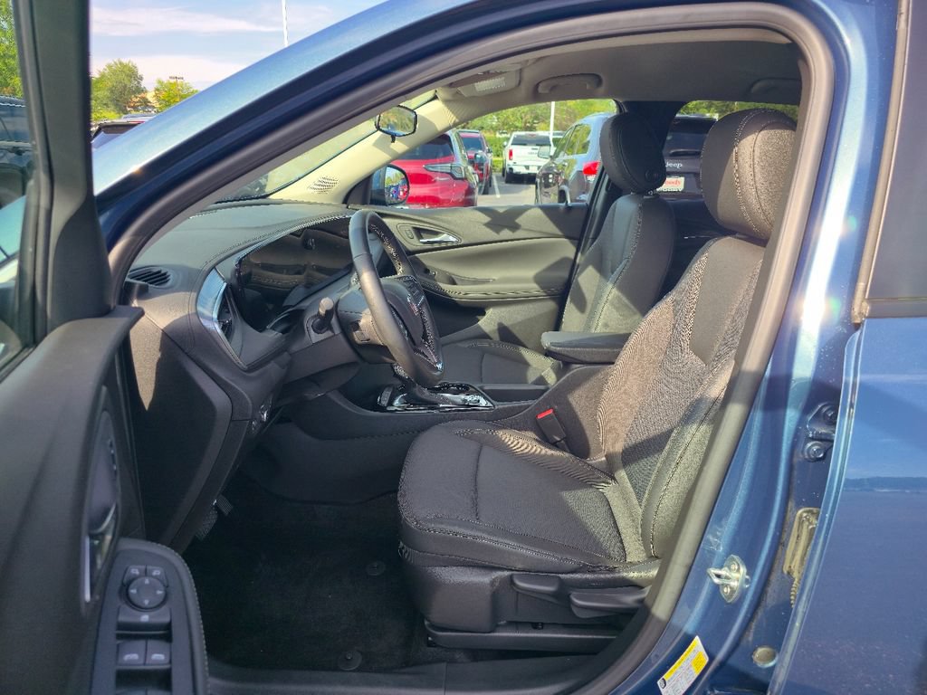 Certified 2024 Buick Encore GX Preferred AWD/4WD image 22