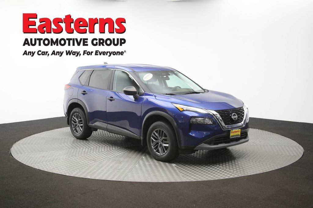 Used 2023 Nissan Rogue S AWD/4WD image 49