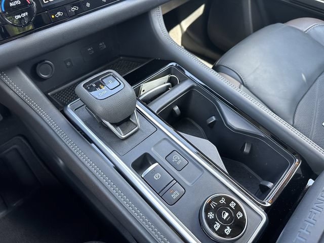 Certified 2025 Nissan Pathfinder Platinum AWD/4WD image 33