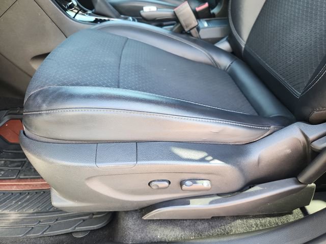 Used 2018 Buick Encore Preferred image 12