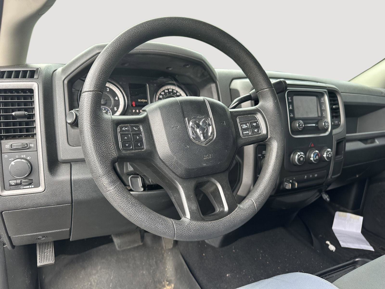 Used 2018 RAM 2500 Tradesman w/ Chrome Appearance Group AWD/4WD image 10