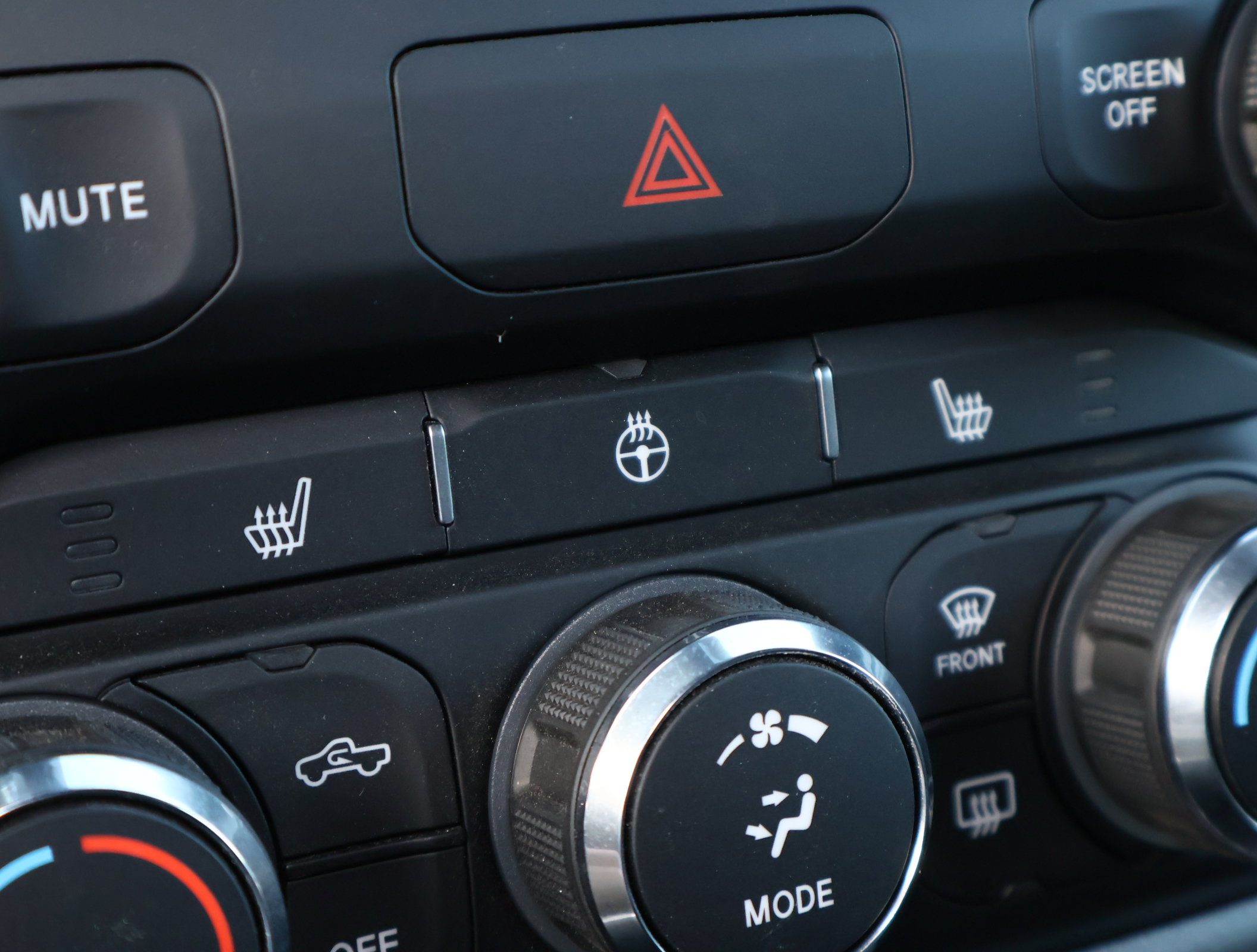 Used 2022 RAM 1500 Big Horn AWD/4WD image 5