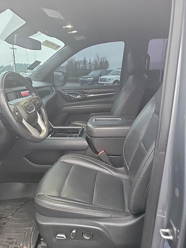 Used 2021 GMC Yukon Denali image 6