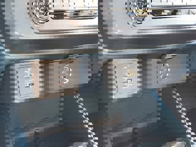 New 2025 Ford Maverick XL w/ Equipment Group 101A image 23