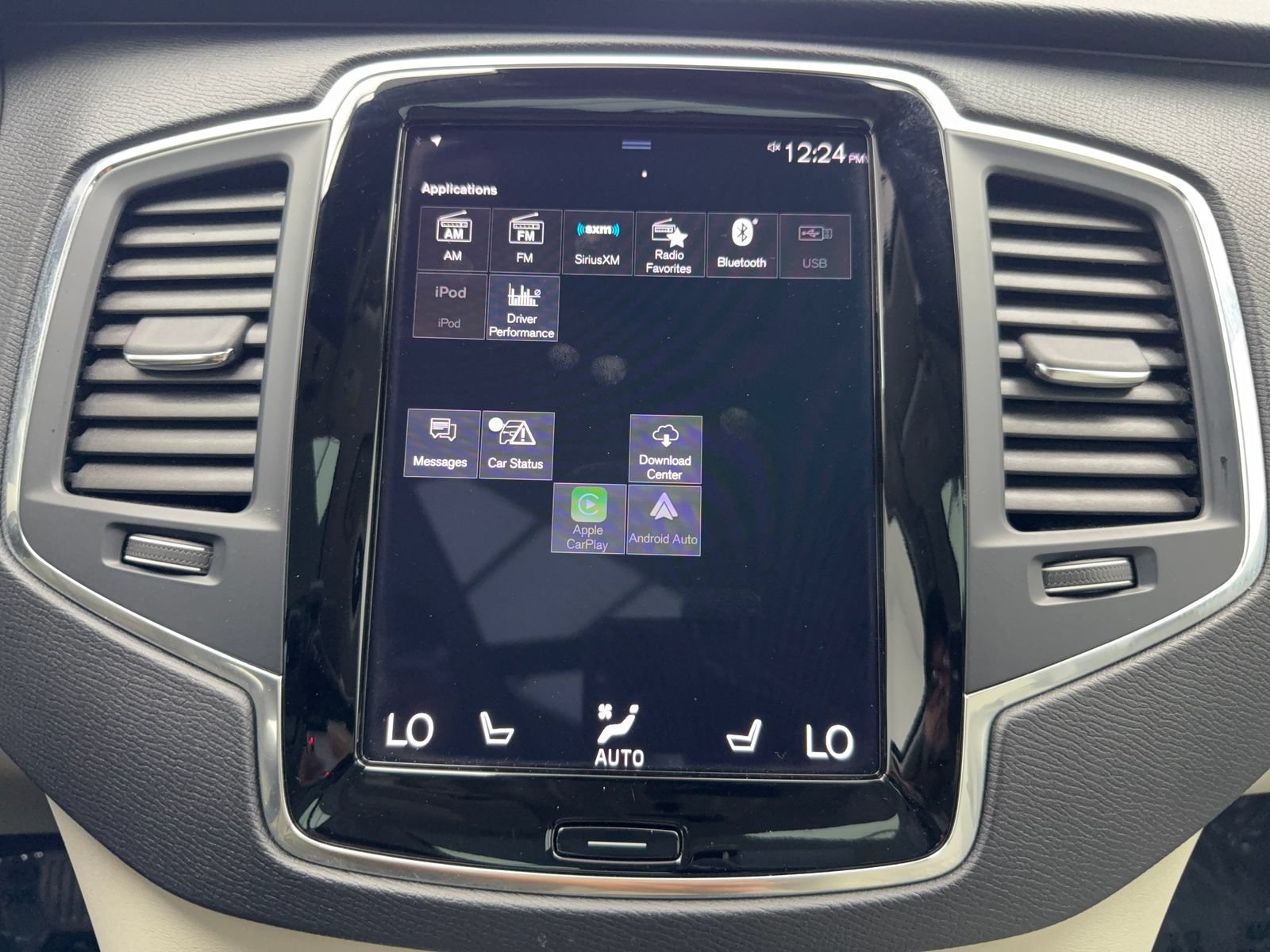 Used 2020 Volvo XC90 T5 Momentum w/ Protection Package Premier FWD image 27