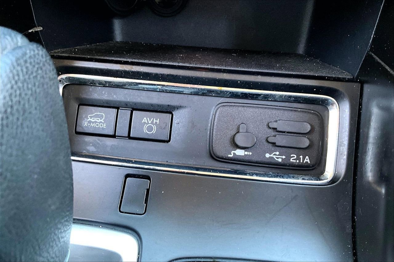 Used 2022 Subaru Ascent Onyx Edition image 26