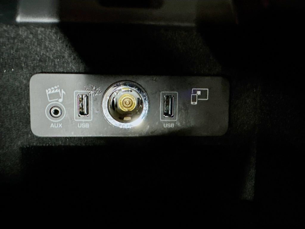 Used 2016 Land Rover Range Rover Sport Supercharged image 39