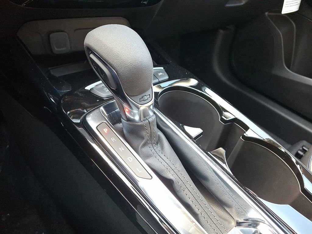 New 2026 Chevrolet Trax LT w/ Sunroof Package image 7